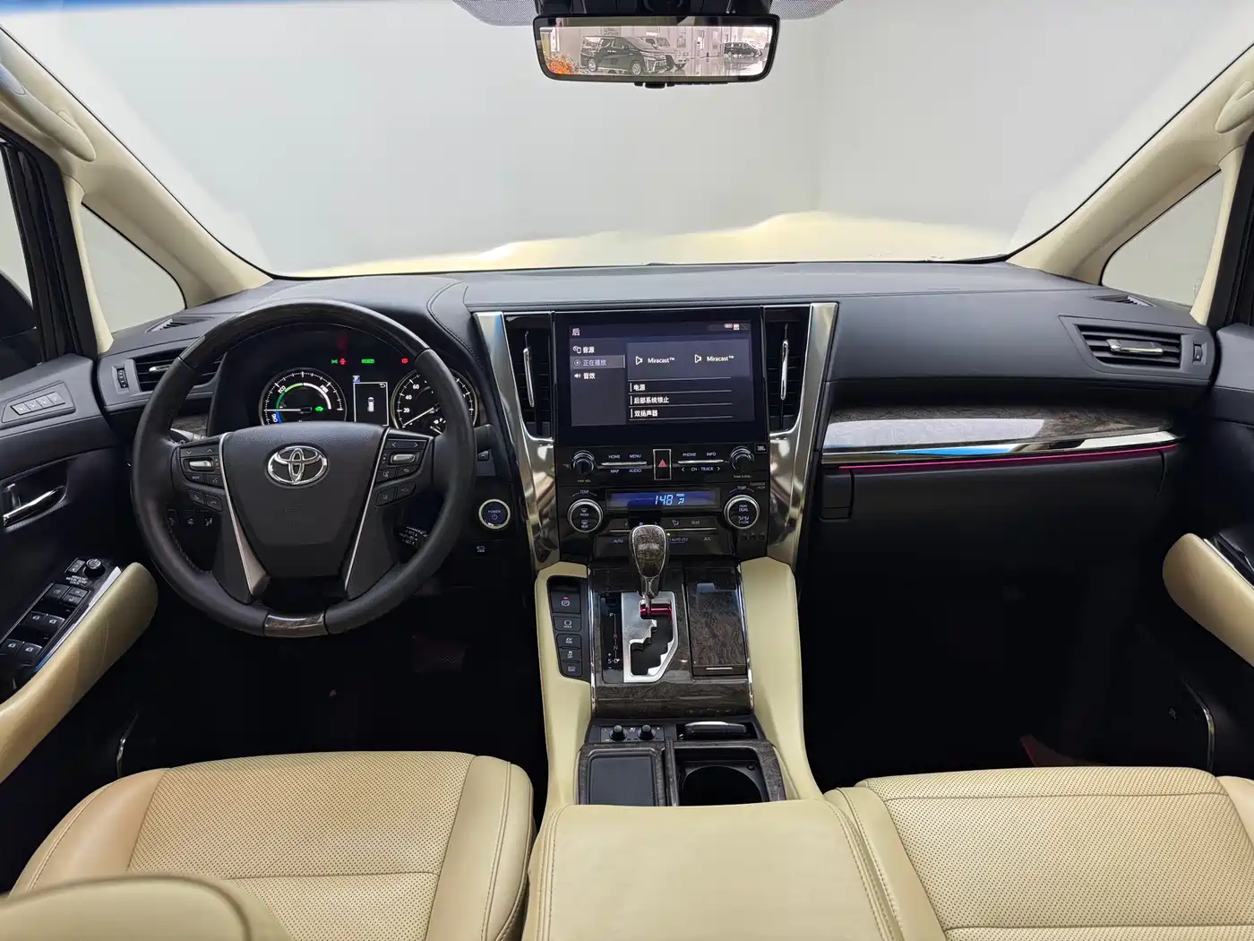Toyota Alphard 2020 Hybrid 2.5L Premium Edition фото 7