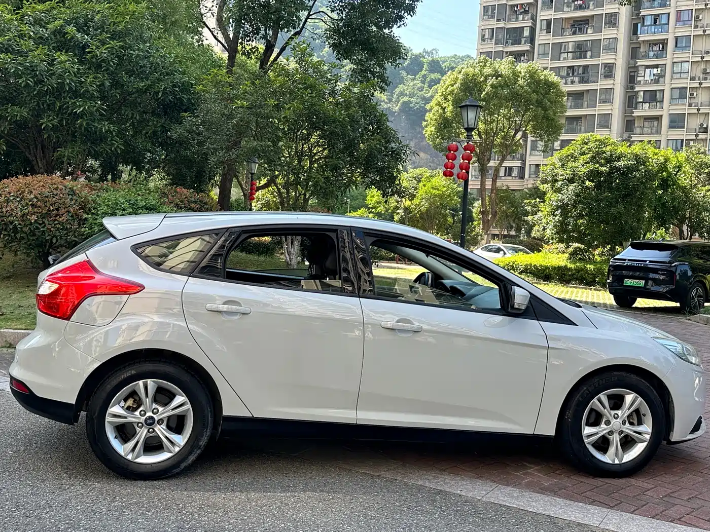 Фото 4 - Ford Focus