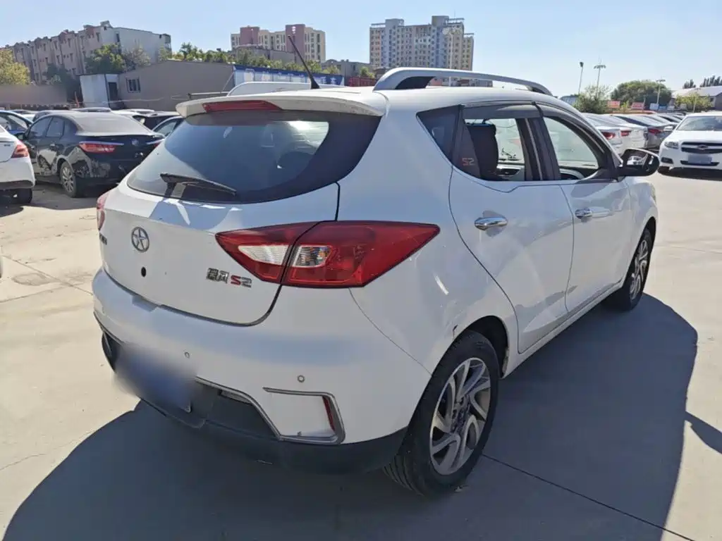JAC Refine S2 2015 2015 1.5L Manual Luxury