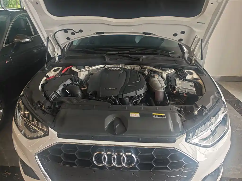 Audi A4L 2020 40 TFSI Fashion Dynamic Edition фото 20