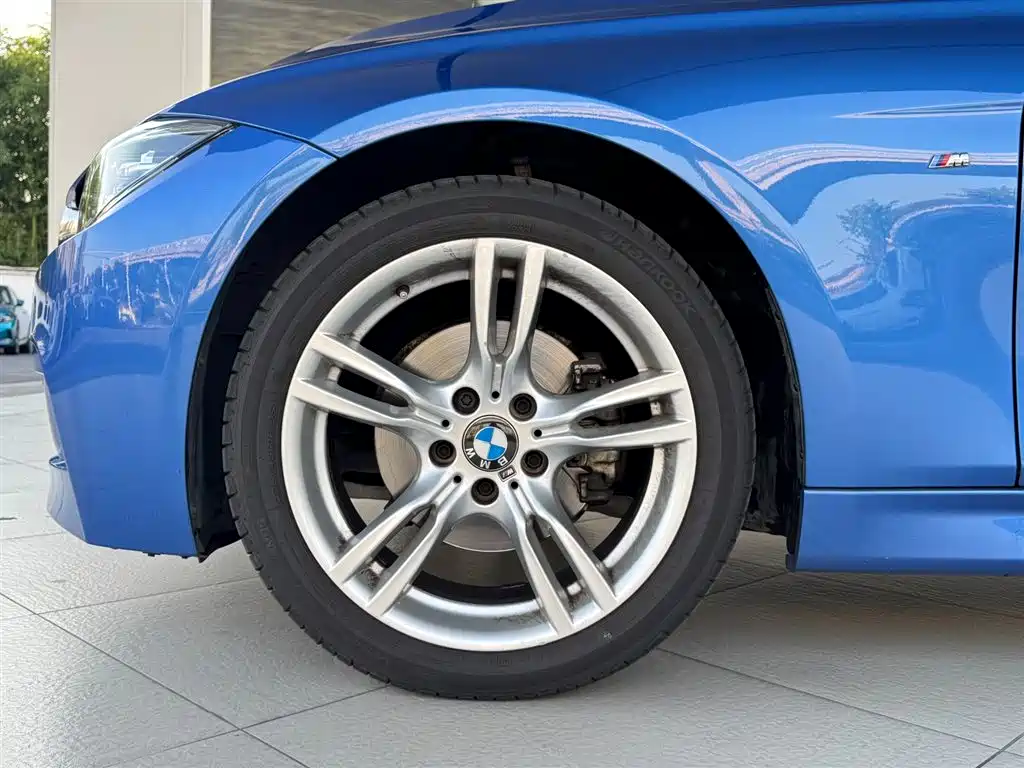 BMW 3 Series 2018 320Li M Sport Black Night Edition фото 6
