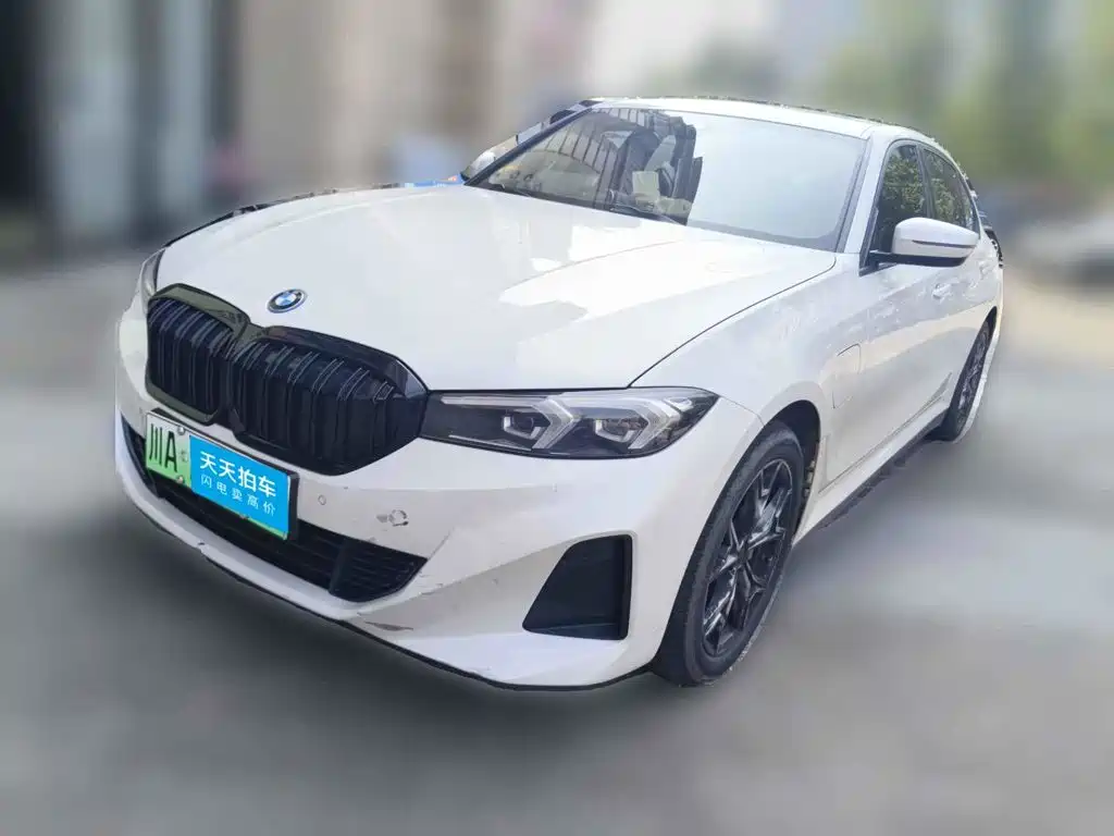 BMW i3 2022 eDrive 35 L