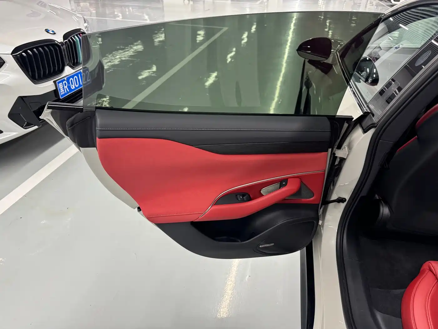 Xiaomi Auto Xiaomi SU7 2024 AWD Extended Range Advanced Smart Driving Max Edition фото 13