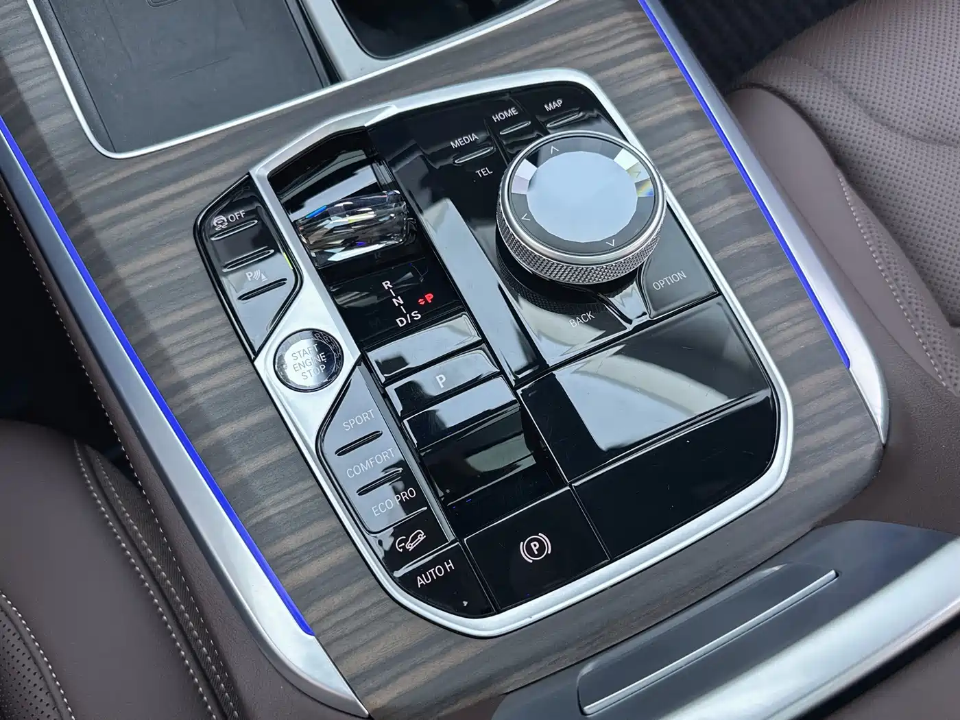 BMW X5 2023 xDrive 40Li M Sport Black Night Package фото 5