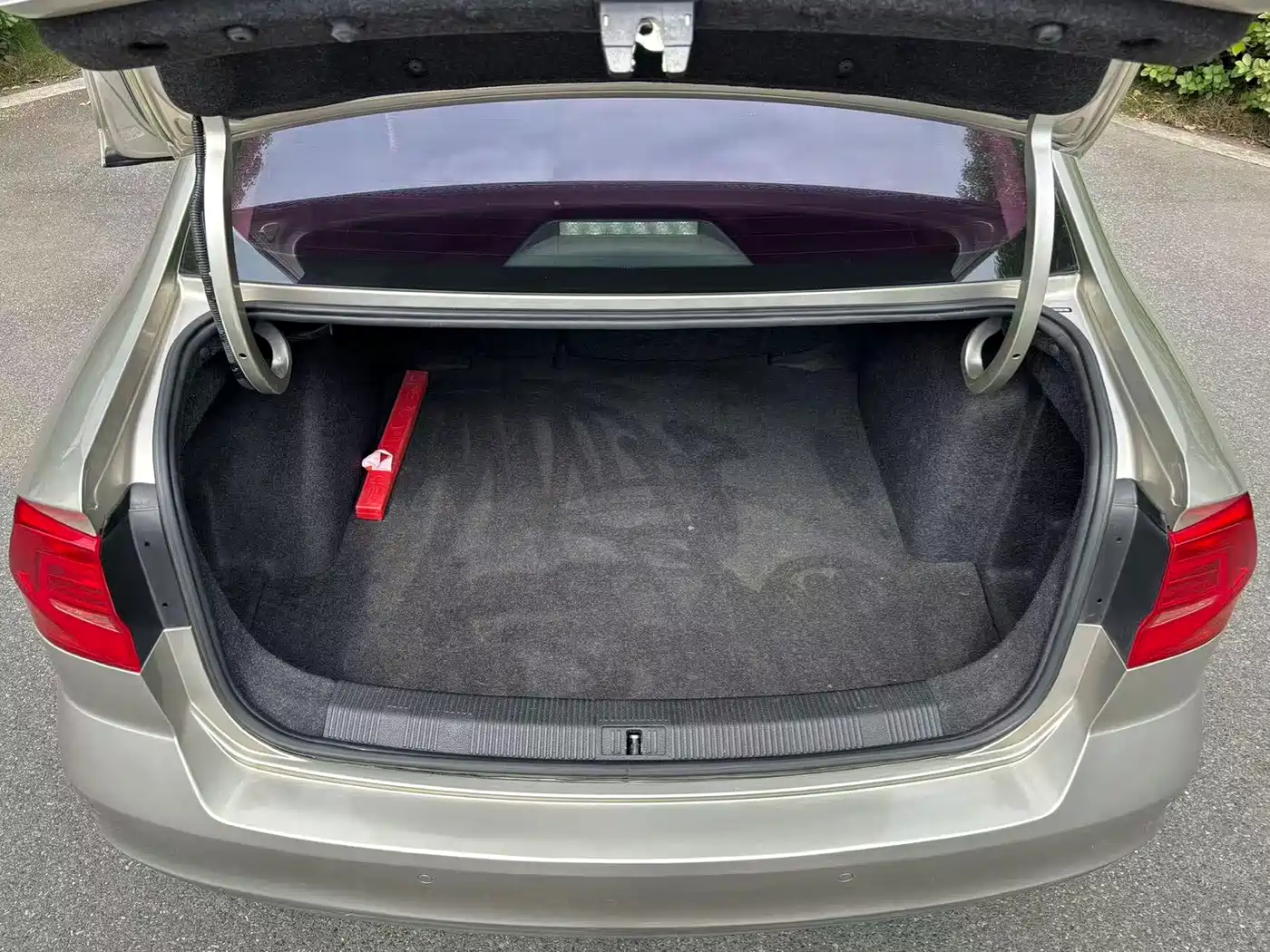 Volkswagen Bora 2017 1.6L Manual Comfort Edition фото 6