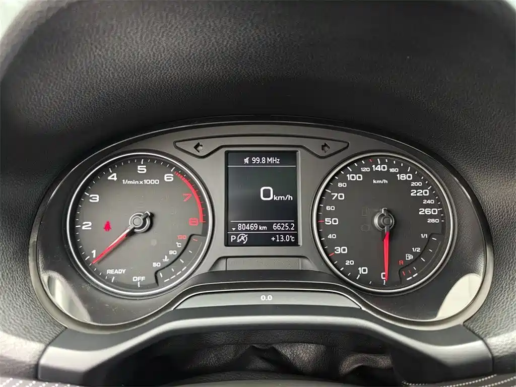 Audi Q2L 2018 35 TFSI Fashion Elegance China V фото 10