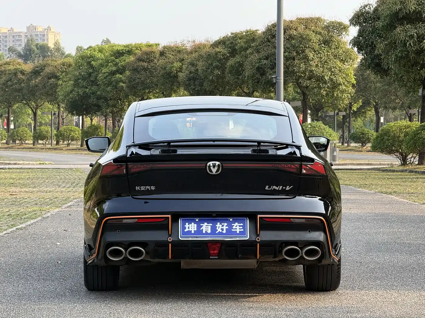 CHANGAN UNI V
