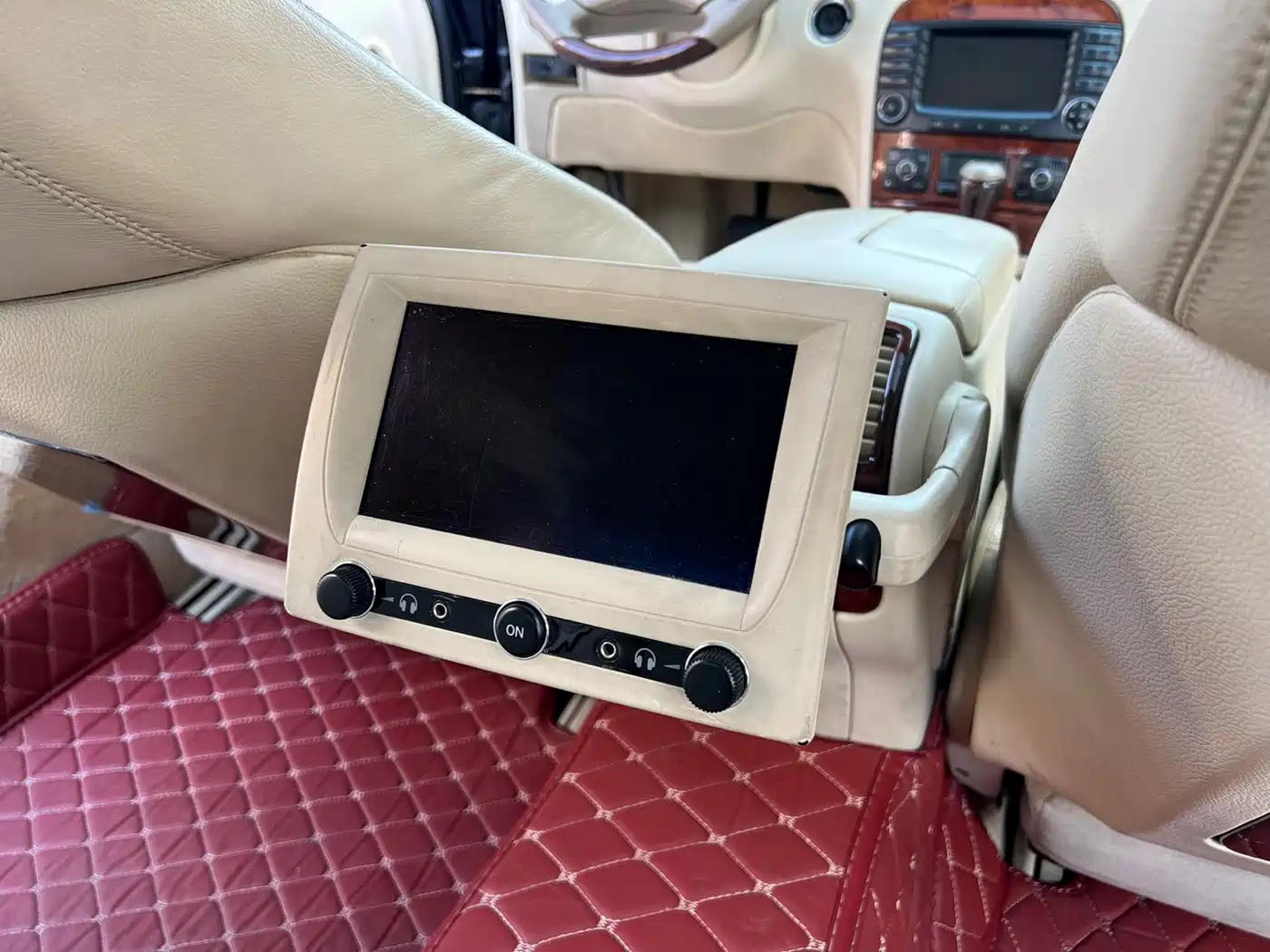 Mercedes-Benz S-Class фото 14