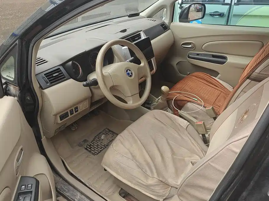 Venucia D50 2014 2013 1.6L Manual Fashion