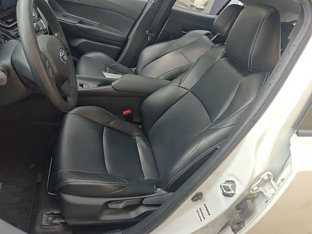 Toyota IZOA 2021 2.0L Yixing Edition фото 15