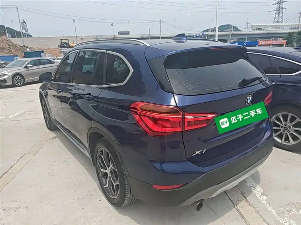BMW X1 2019 sDrive18Li Premium Model фото 5
