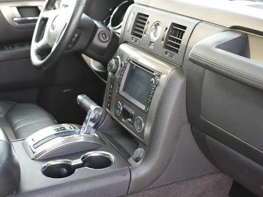 Hummer H2 2010 2008 Model 6.2 AT