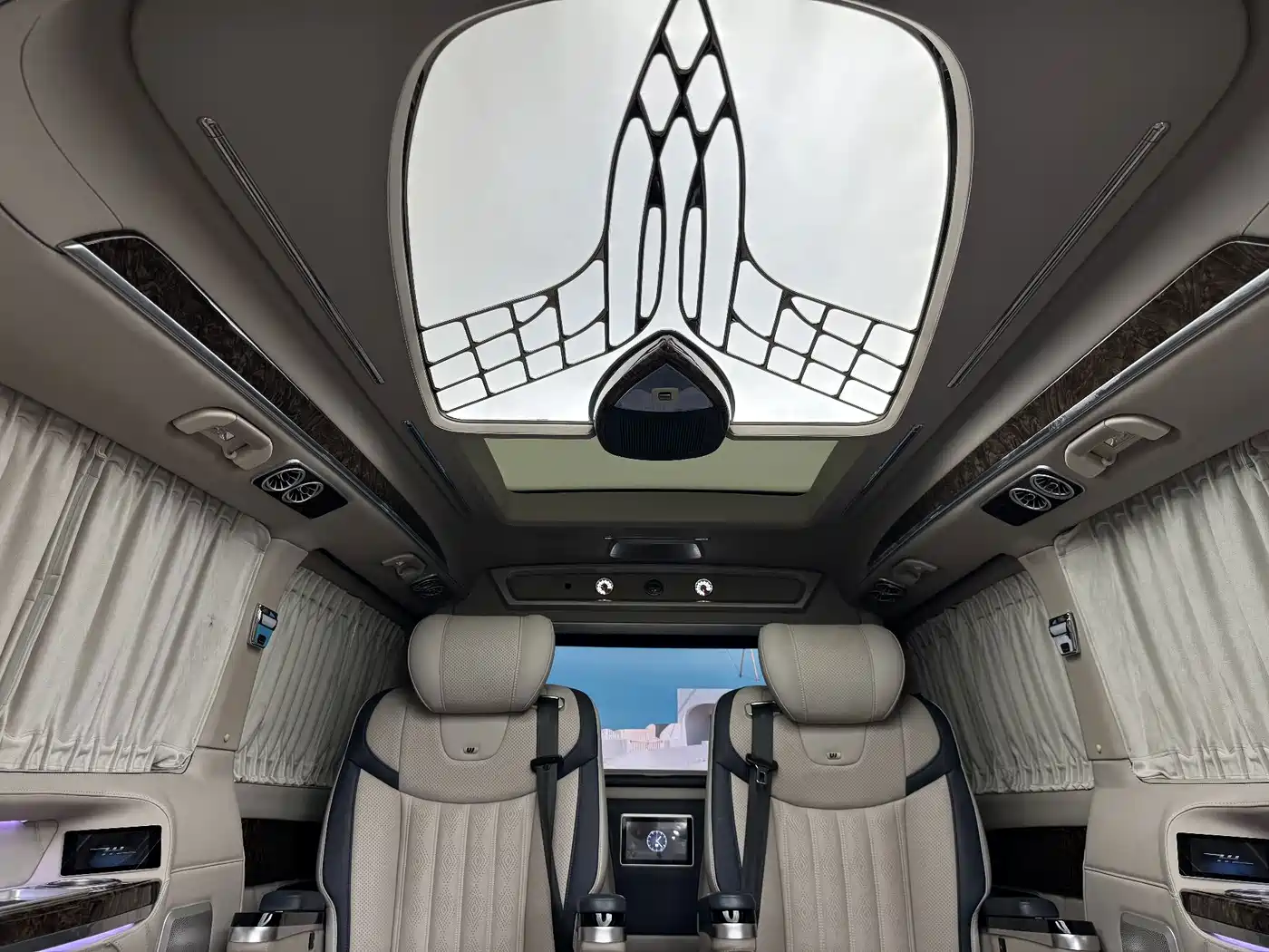 Weihao Auto Kamaz V-Class 2022 2022 2.0T Tianyue Undivided 7-Seater