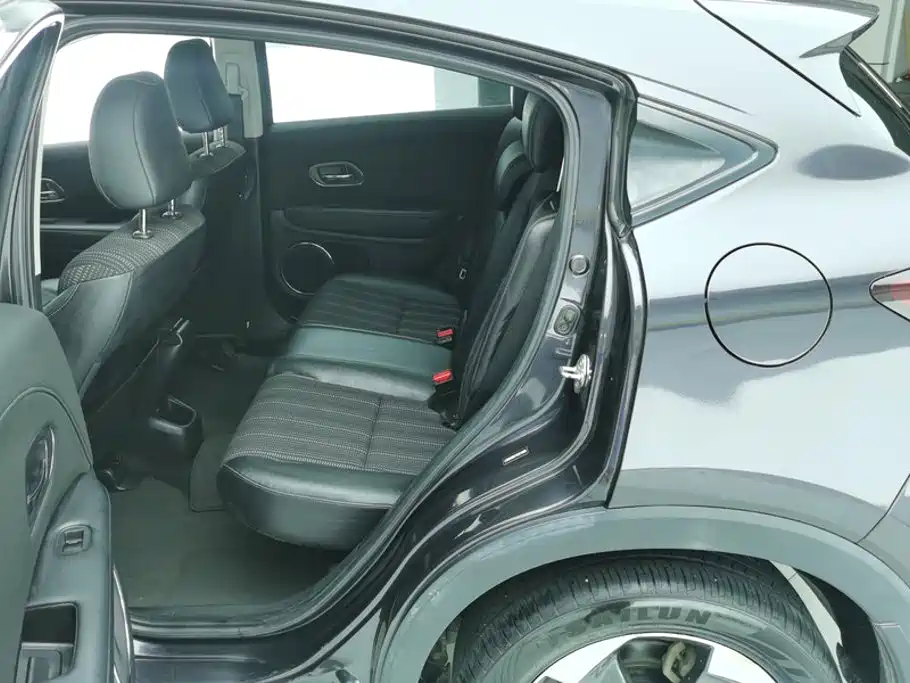 Photo 11 - Honda Vezel