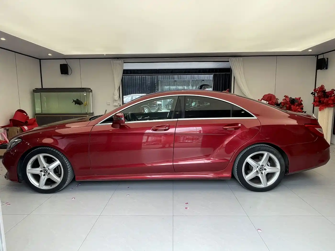 Фото 4 - Mercedes-Benz CLS