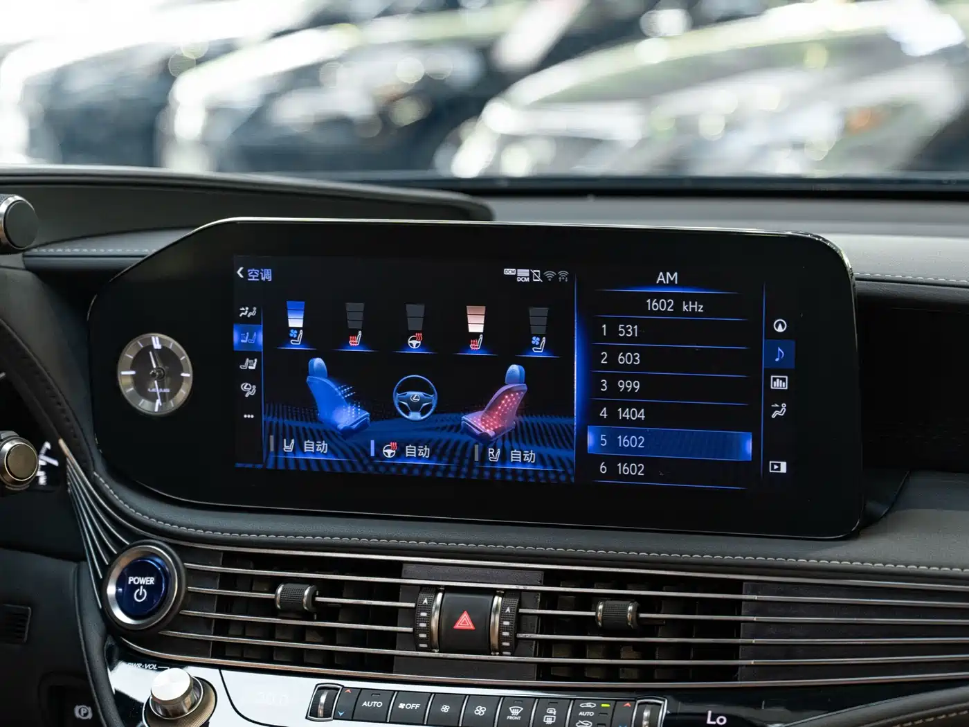 Lexus LS 2021 500h Excellence Edition фото 16