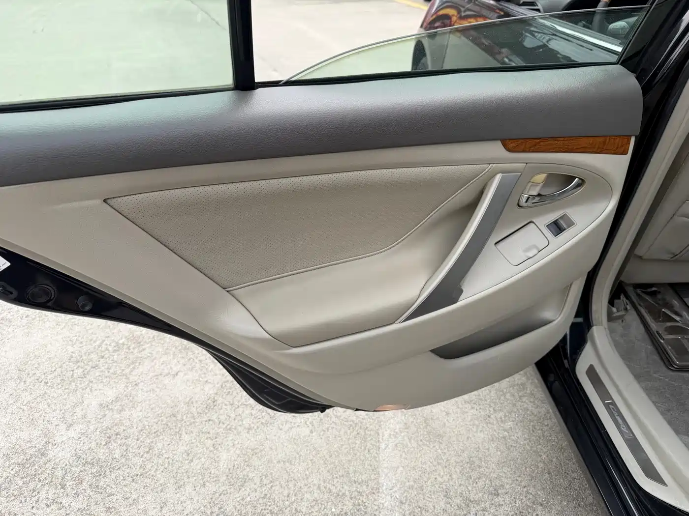 Toyota Camry 2013 200G Classic Luxury Edition фото 21