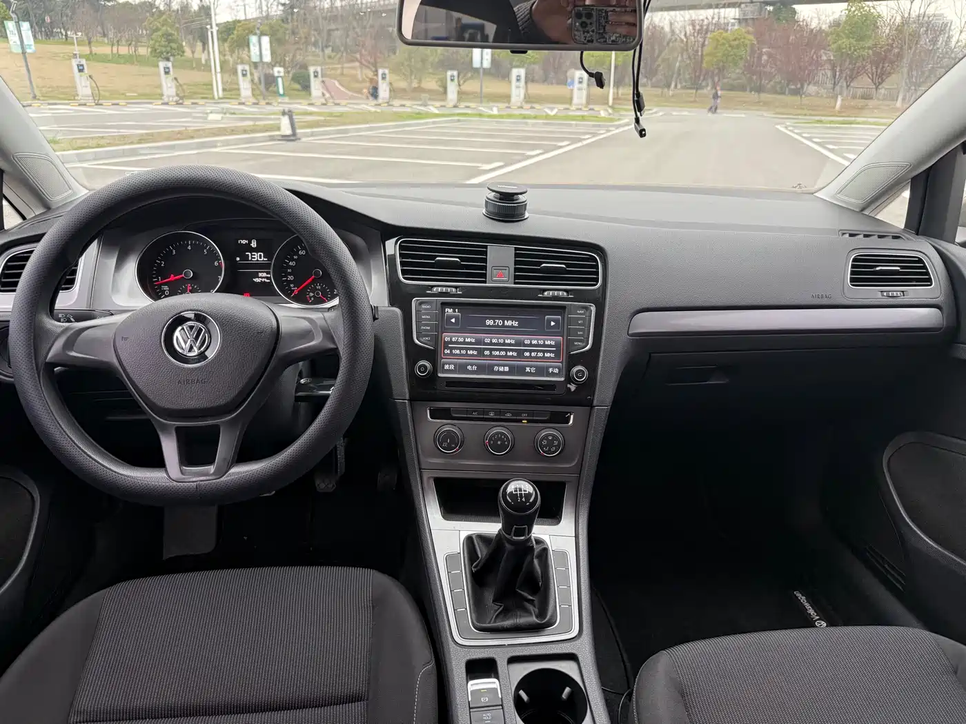 Volkswagen Golf 2014 1.6L Manual Fashion Type фото 9