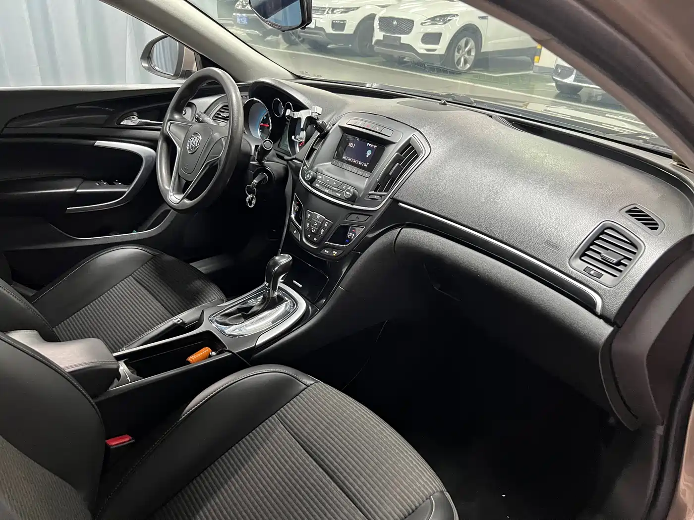 Buick Regal 2015 1.6T Leading Tech Edition фото 6