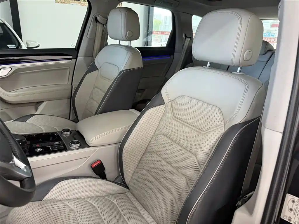 Volkswagen Touareg 2019 3.0TSI Sharp Wisdom Edition China V фото 18