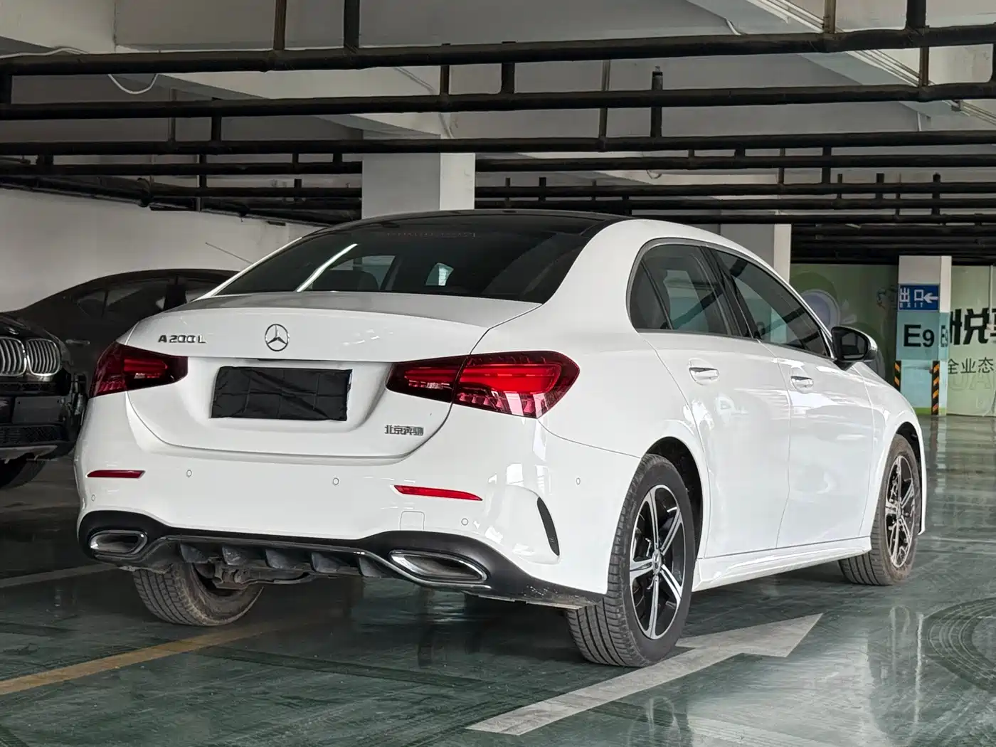 Mercedes-Benz A-Class 2024 A 200 L Fashion Edition фото 4