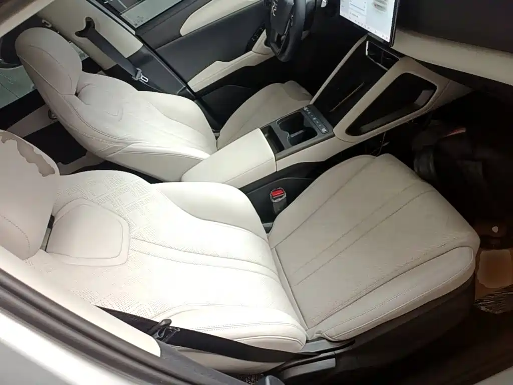 BYD Yuan UP 2026 2025 Smart Drive Edition 401KM Vitality Version