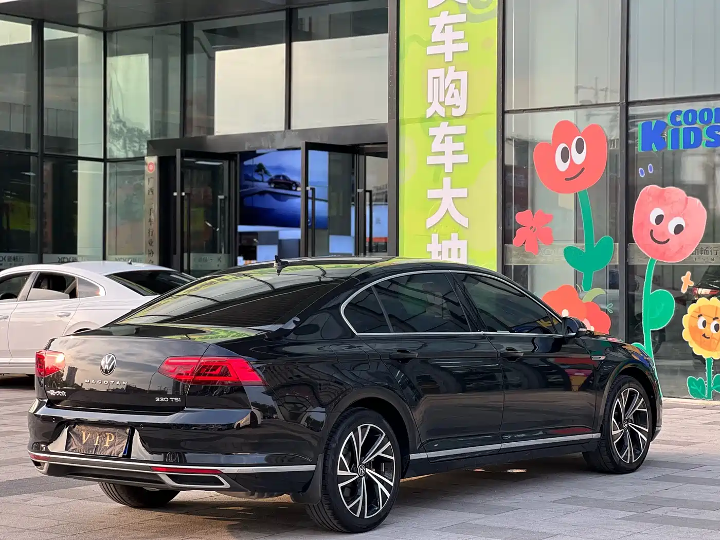 Volkswagen Magotan 2021 330TSI DSG 30th Anniversary Edition фото 9