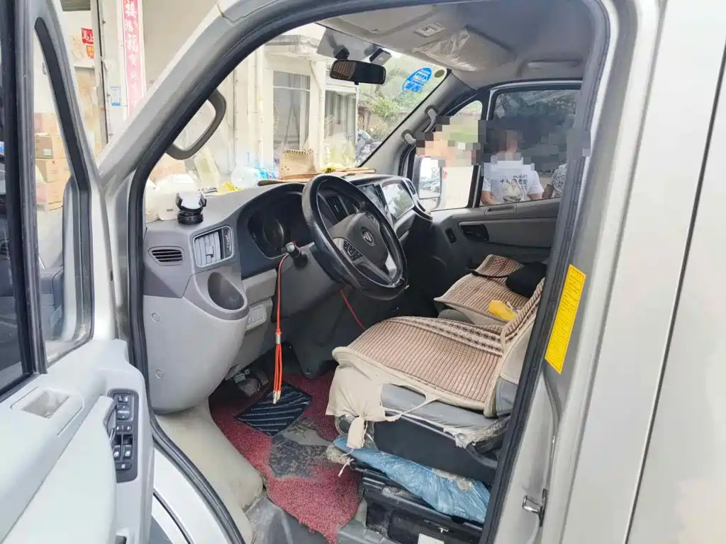 Foton Tuyano 2023 2023 2.0T Automatic Jixiang Multi-function Long Wheelbase Medium Roof Rear Single Tire 6/7/9 Seater