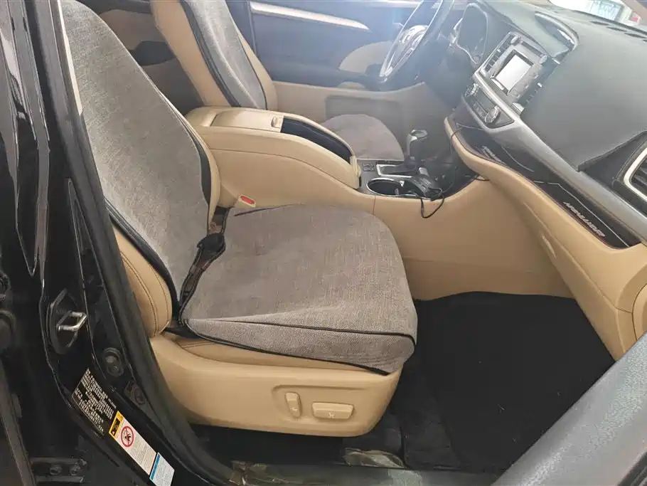 Toyota Highlander 2015 2.0T AWD Luxury Edition 7-seater фото 8