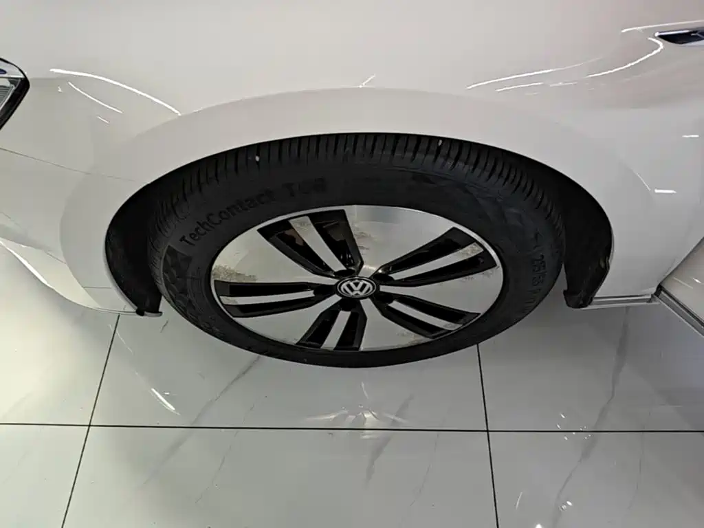 Volkswagen Variant New Energy 2020 2019 GTE