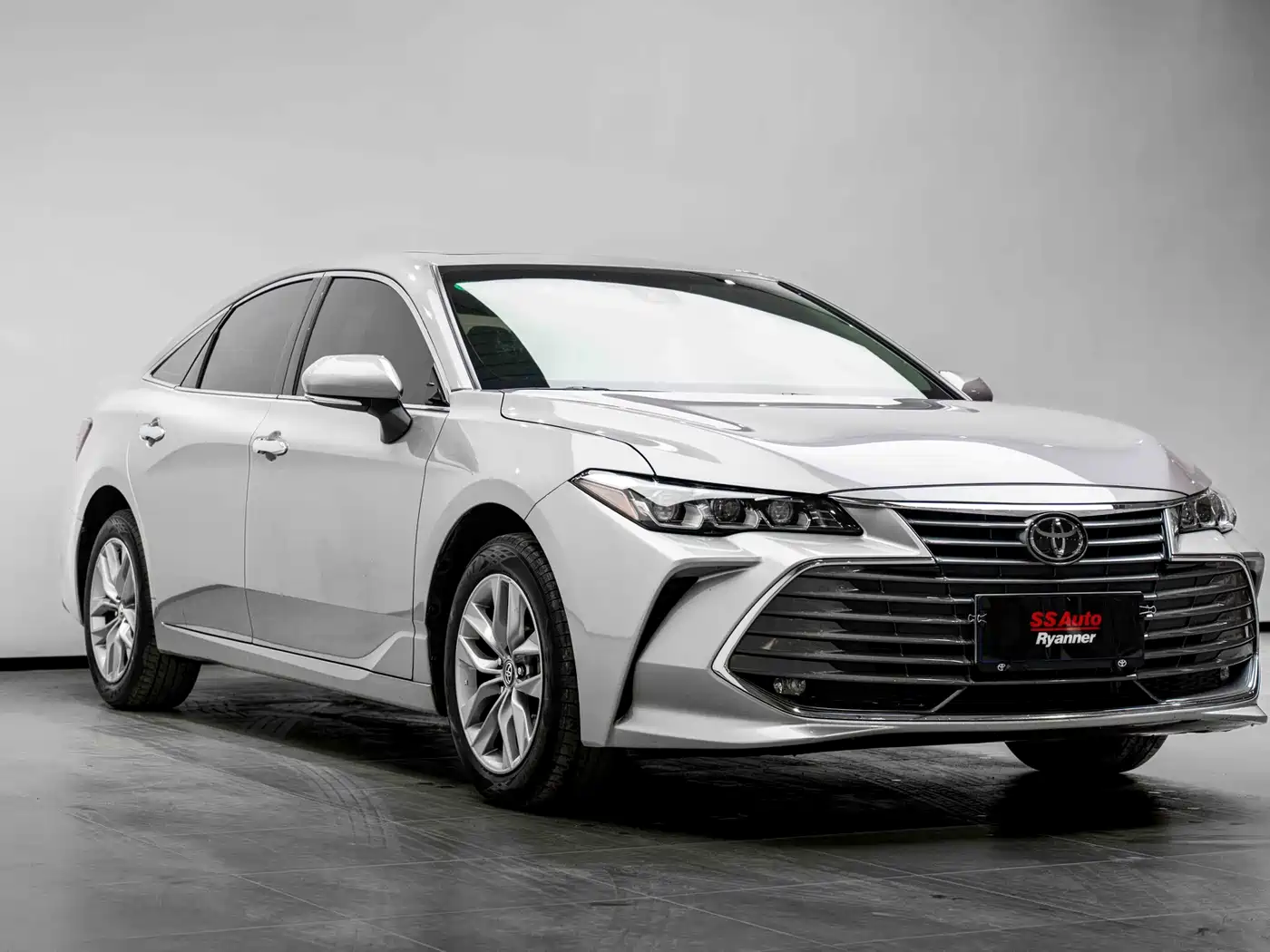 Toyota Avalon 2019 2.0L Luxury Edition (China VI) фото 3