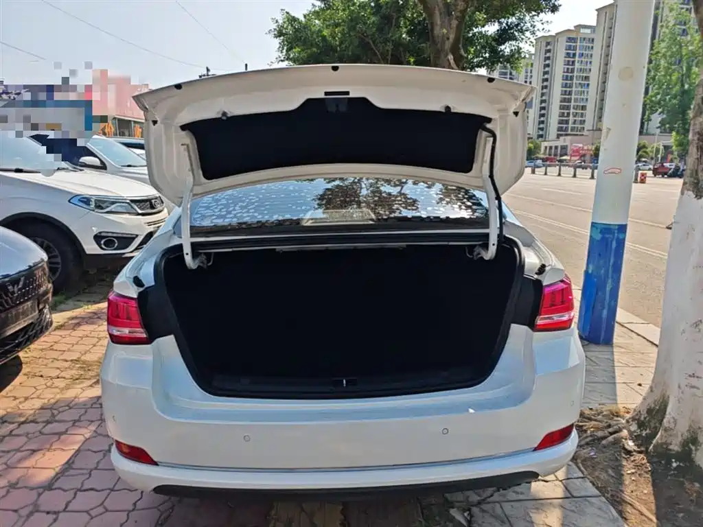 BAIC Senova D50 2019 2018 1.5L Manual Premium Smart Drive Edition