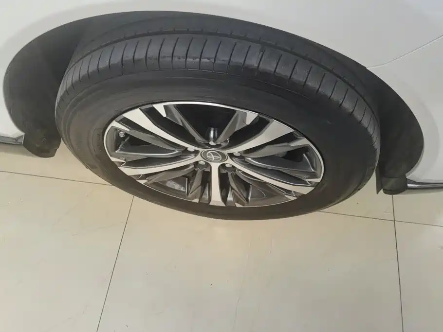 Фото 6 - Toyota Venza