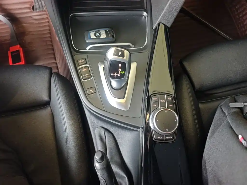 BMW 3 Series GT 2021 2020 320i M Sport Package