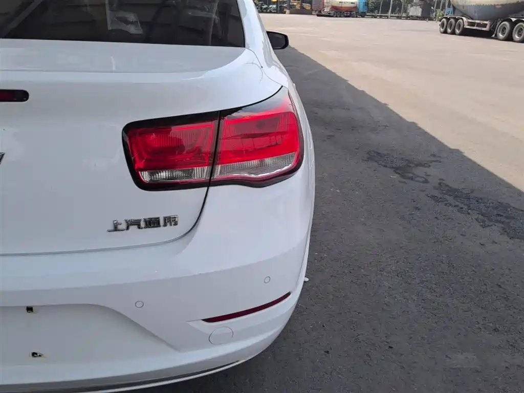 Chevrolet Malibu 2018 530T Automatic Luxury Edition фото 8