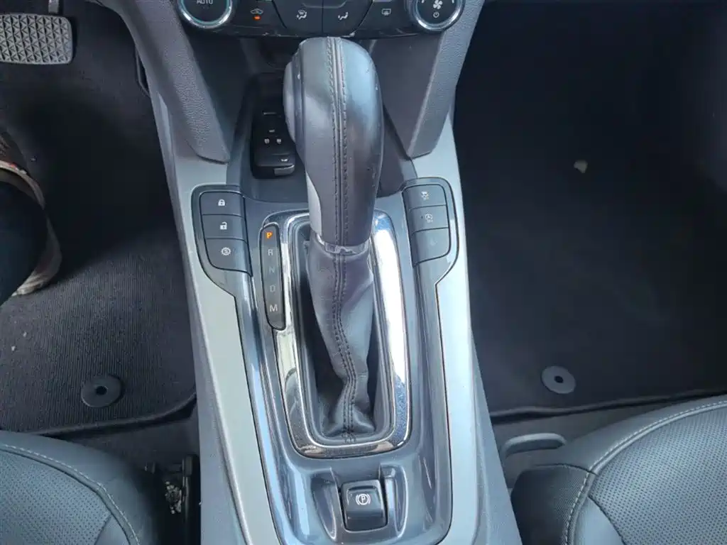 Chevrolet Malibu 2018 530T Automatic Luxury Edition фото 14