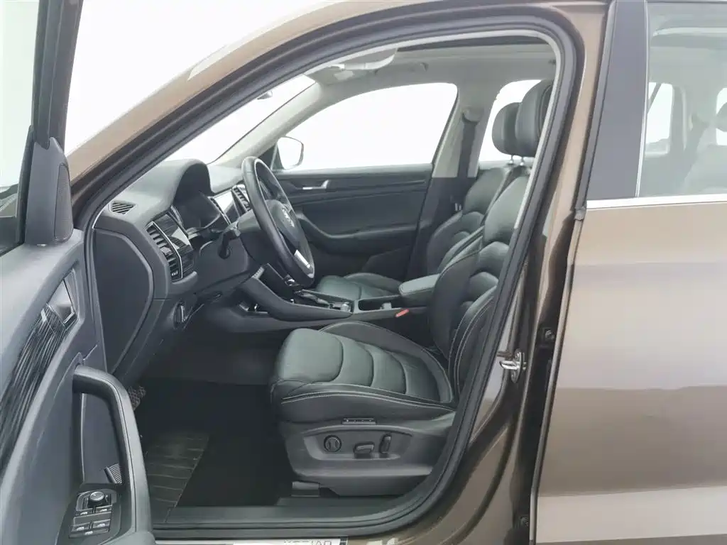Škoda Kodiaq 2018 Facelift TSI330 5-seat 2WD Premium Luxury Edition фото 10