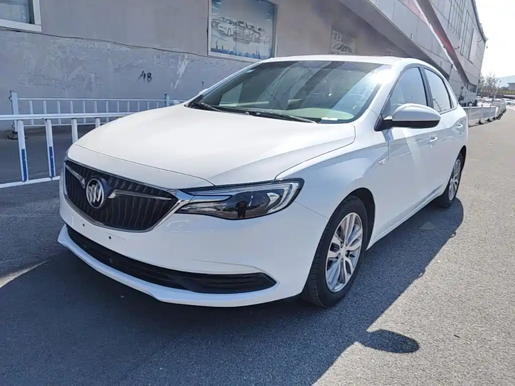 Фото 1 - Buick Excelle