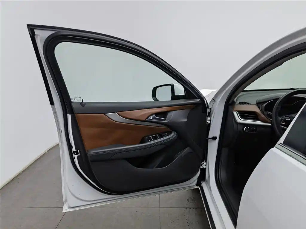 Chevrolet Malibu 2017 1.5T Automatic Comfort Edition фото 8