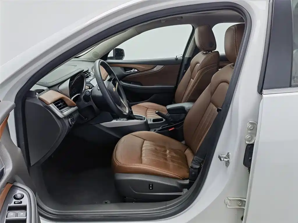 Chevrolet Malibu 2017 1.5T Automatic Comfort Edition фото 10