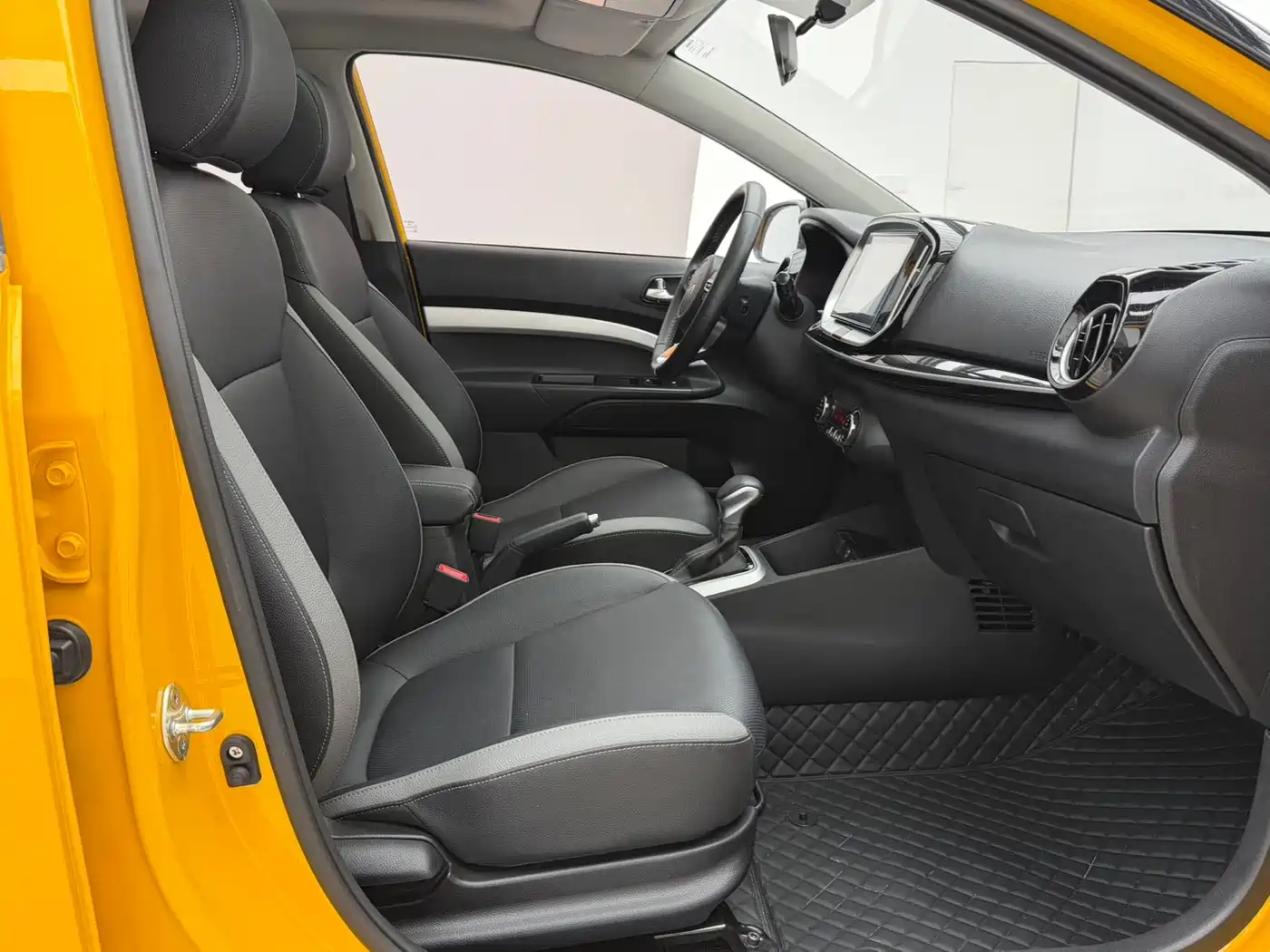 Kia KX1 2021 1.4L CVT Fun Sunroof Version фото 10