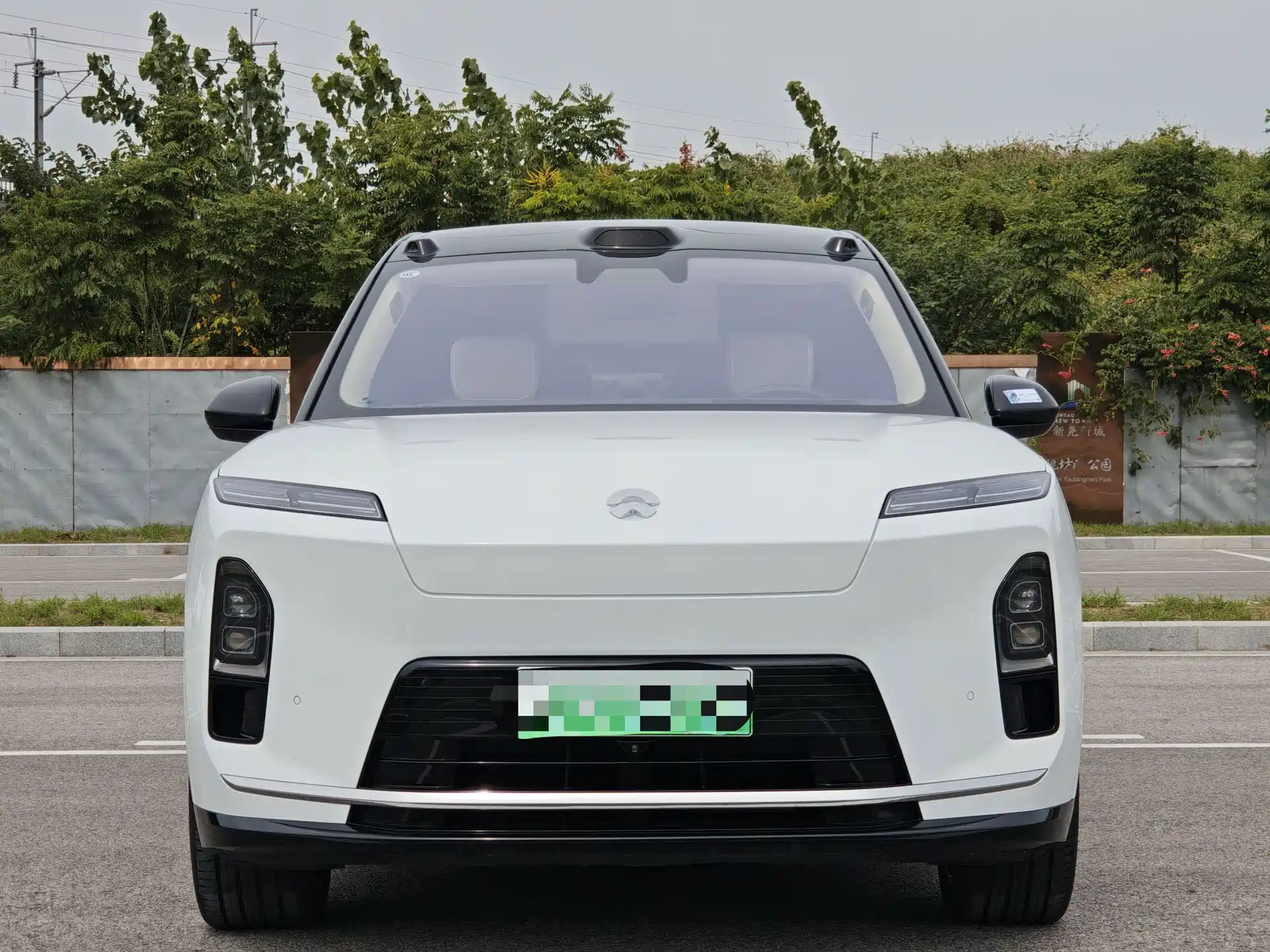 Фото 3 - NIO ES8