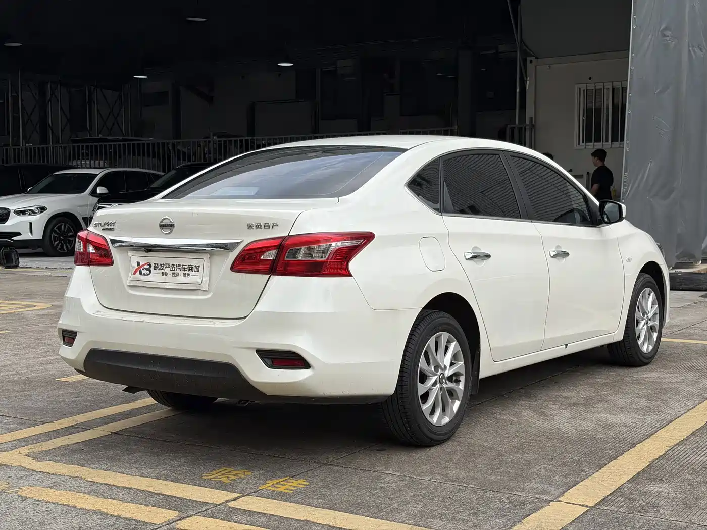 Nissan Sylphy 2025 2024 Facelift III Classic 1.6XE CVT Comfort Edition