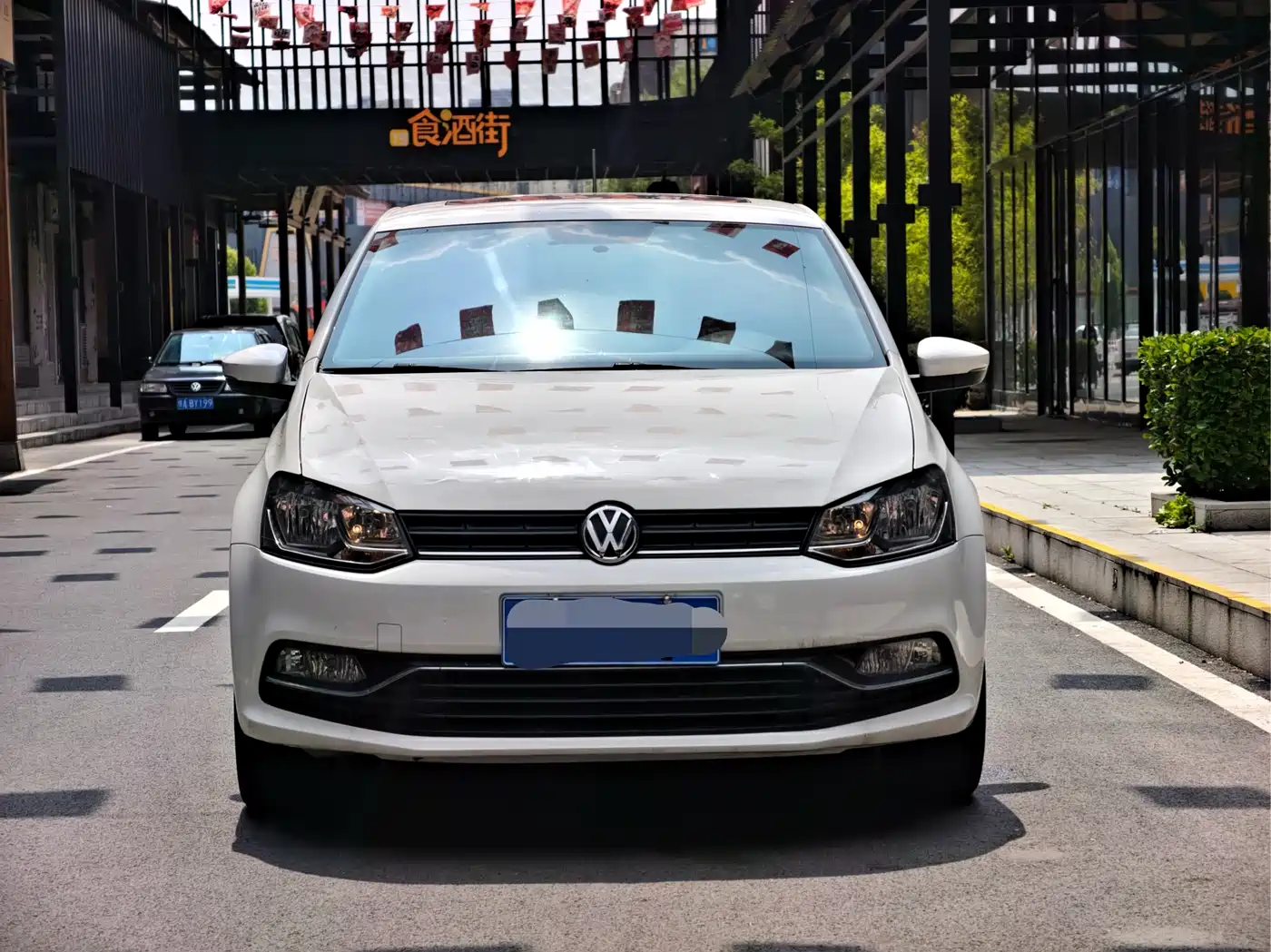 Volkswagen Polo 2016 1.6L Automatic Comfort фото 2
