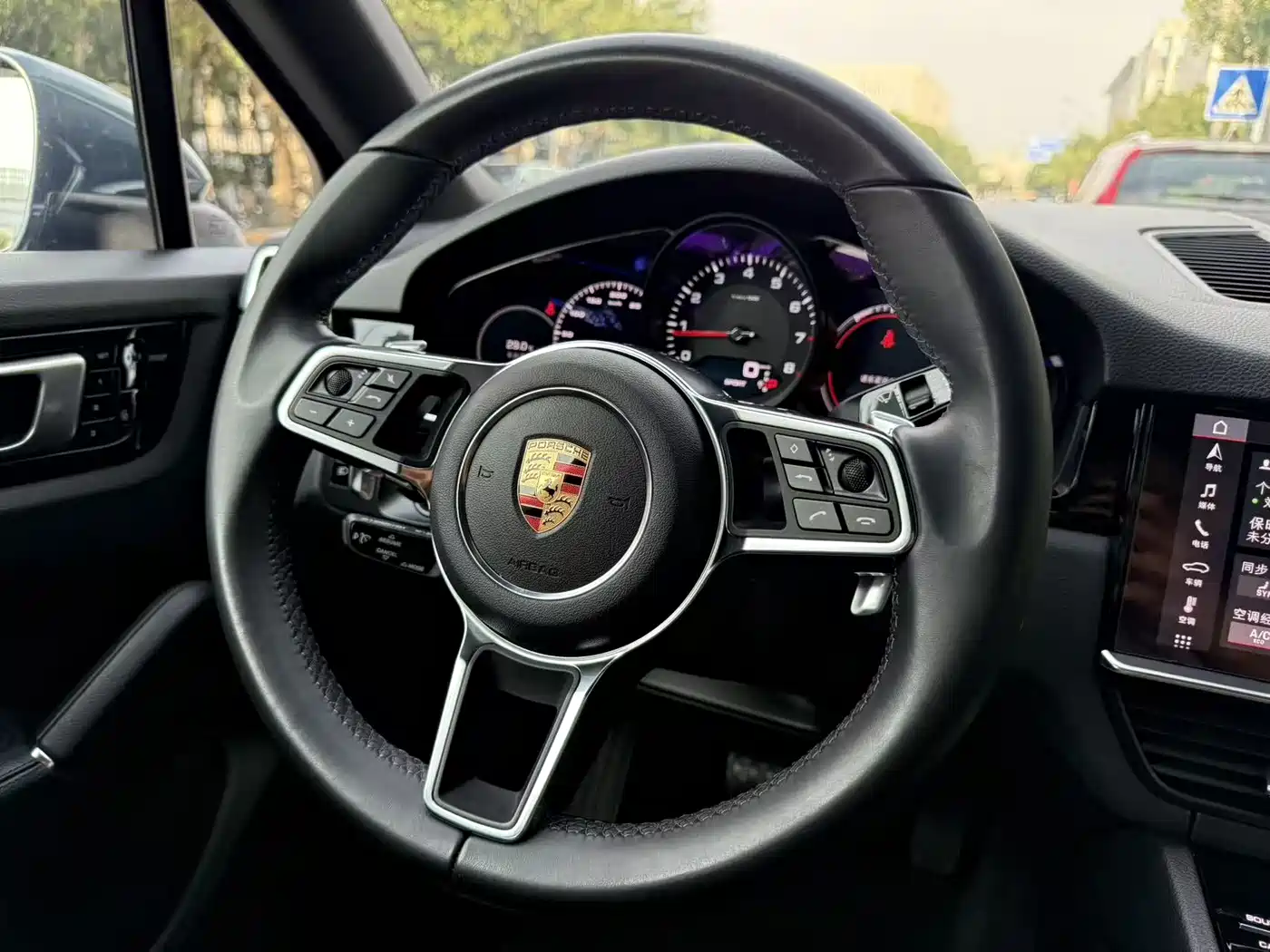 Porsche Cayenne 2018 Cayenne 3.0T фото 11