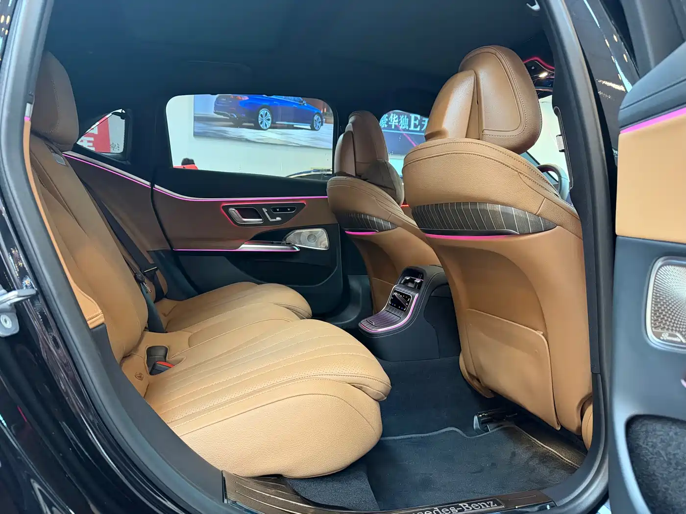 Mercedes-Benz E-Class 2024 E 300 L Premium фото 17