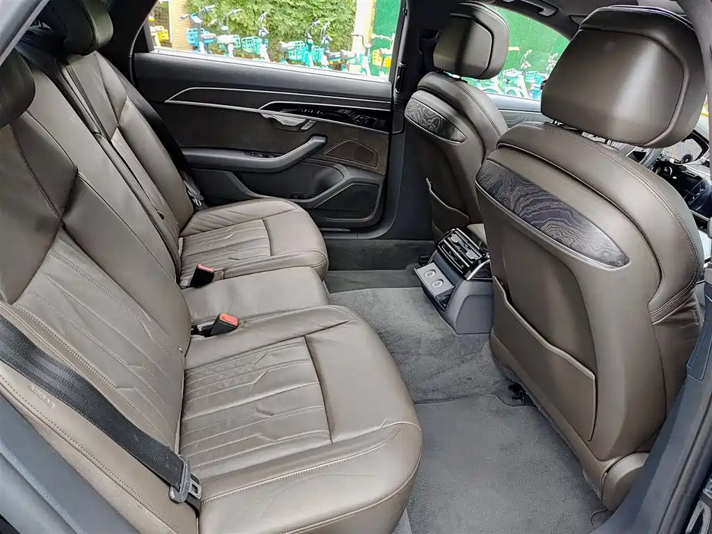 Audi A8 2019 Plus A8L 50 TFSI quattro Comfort фото 11