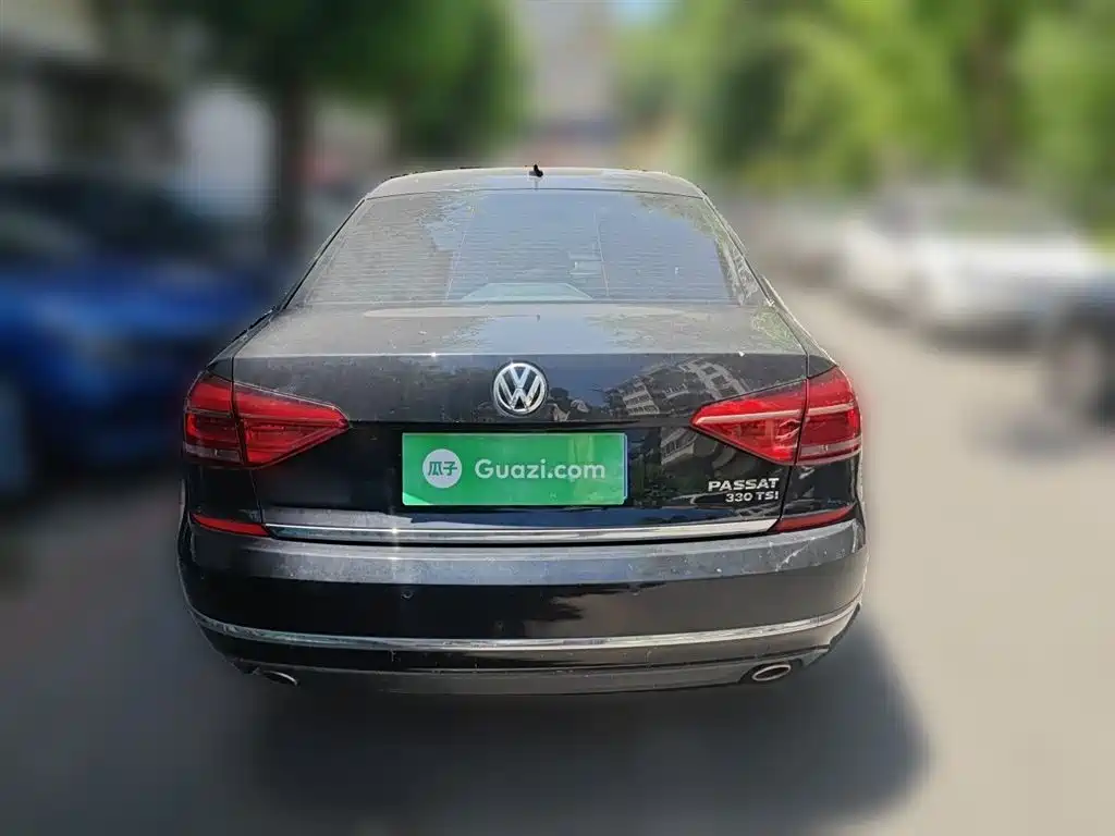 Volkswagen Passat 2016 330TSI DSG Executive Edition фото 4