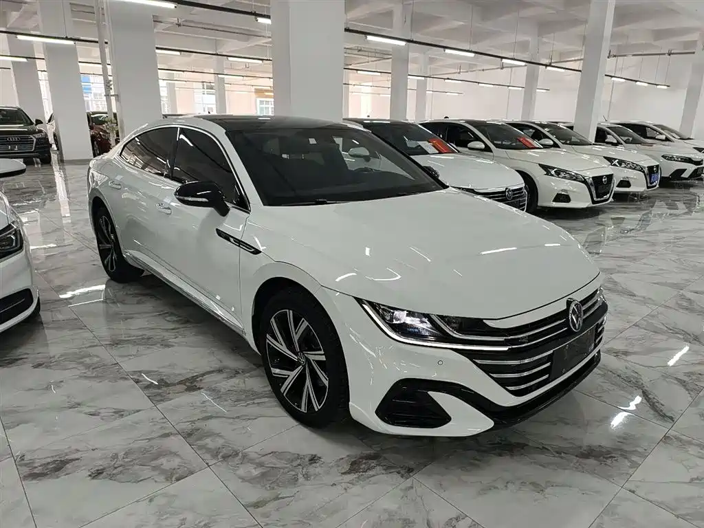Volkswagen FAW-Volkswagen CC 2024 330TSI Dazzling Edition фото 4