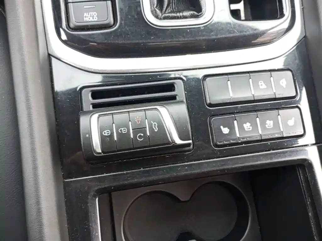 GAC Trumpchi Trumpchi GS8 2017 320T 2WD Luxury Smart Connect (7-seater) фото 9